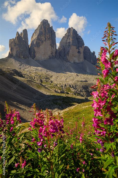 Tre Cime Three Peaks Di Lavaredo Drei Zinnen Are Three Of The