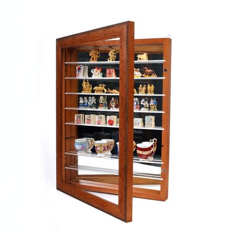 Petite Vitrine Pour Collection De Miniatures En Bois Finition Rustique