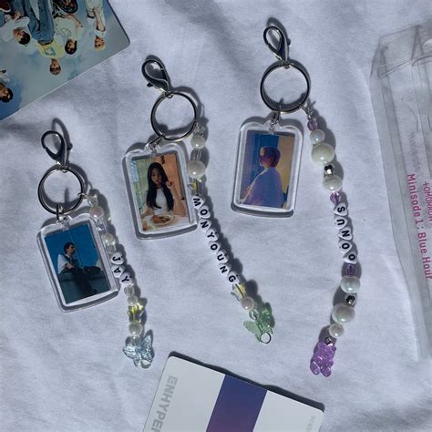 Kpop Keychain customizable - Etsy