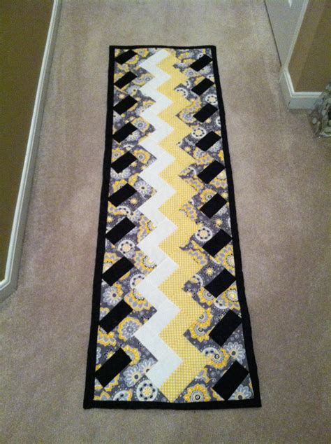 Thoughts From The STITCHY Side Zig A Zag Table Runner Complete