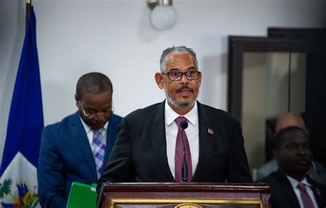 Le nouveau premier ministre haïtien Alix Didier Fils Aimé sengage à