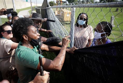 Descendants Of Tulsa Race Massacre Victims Protest Reburial Of Mass Grave Remains The