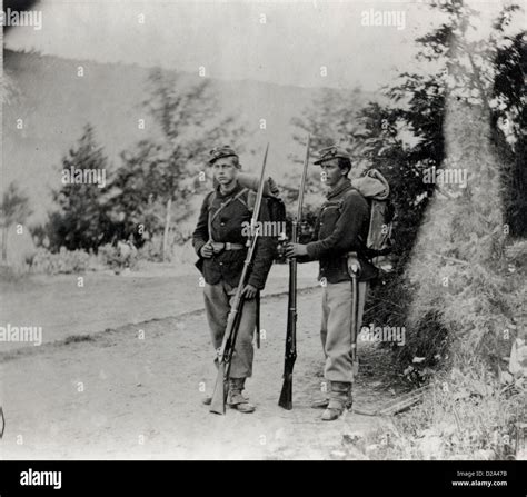 Civil War. Young Soldiers From The Union Army Stock Photo - Alamy