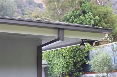 Modern Box Style Rain Gutters With 2x3 Downspouts In West Hollywood