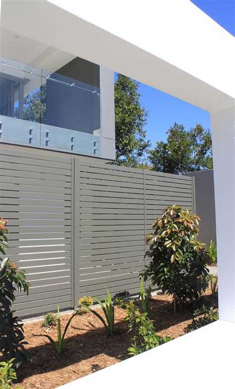 Aluminium Slat Screening — Glass Outlet