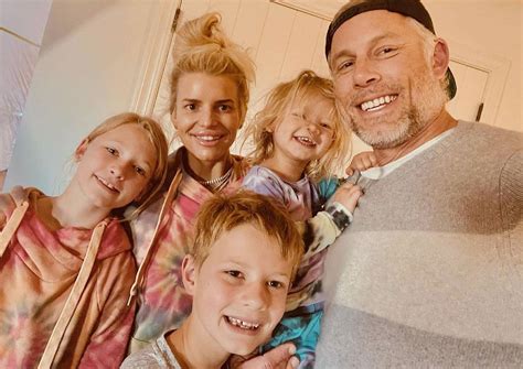 Jessica Simpson's Husband Eric Johnson Is 'Sick And Tired' Of Her ...