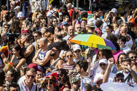 Roma Pride 2023 un milione in corteo a Roma Mai così tanti Le foto