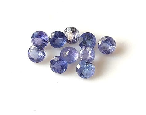 Pieces X Mm Round Shape Natural Faceted Tanzanite Blue Color