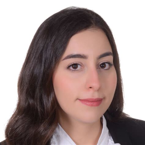 Haneen Salah Resident Physician Doctor Of Medicine Houston