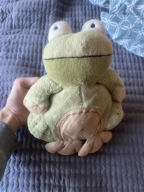 Animal Alley frog plush from ToysRUs. I’ve found Animal Alley listings
