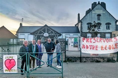 Les parents d une petite commune du Morbihan menacent de bloquer l école