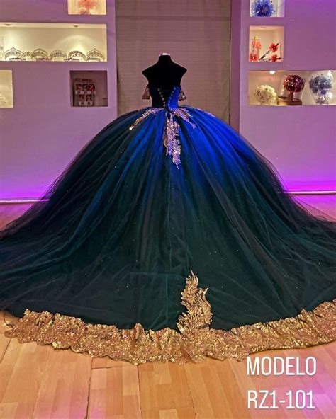 Pin By Isabel Draiman On Xv Verde Pretty Quinceanera Dresses Teal Quinceanera Dresses Quince