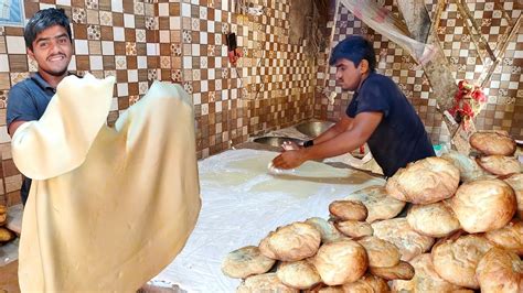 Traditional TANDOOR Baqar Khani Bakarkhani Making Process Puff