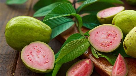 Guayaba Una Fruta Tropical Con Muchísimos Beneficios Para La Salud