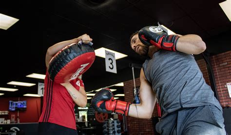 9Round Gym Ferrymead 30 Minute Kickbox Fitness