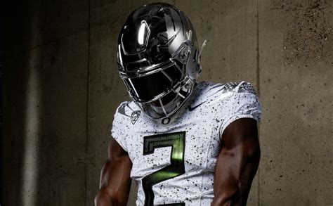 LOOK: Ducks unveil eggshell uniforms for top-10 showdown vs. Washington ...