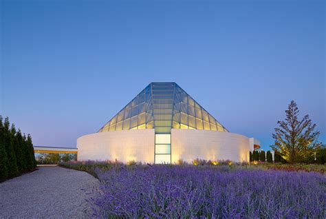 Ismaili Centre - Moriyama Teshima Architects