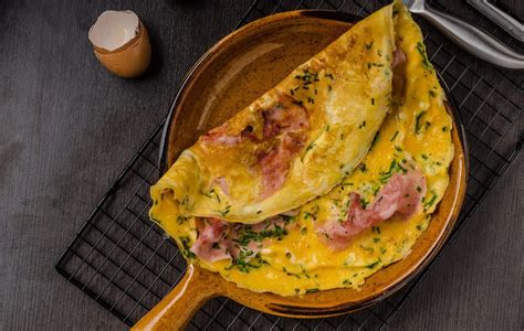 Ricetta Omelette Prosciutto E Formaggio Il Club Delle Ricette