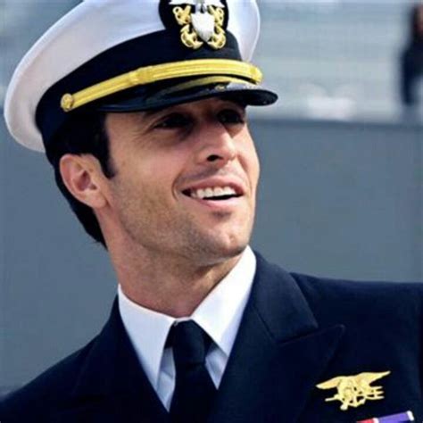 Lieutenant Commander Steve McGarrett ♥ Scott Caan, Alex O'loughlin ...