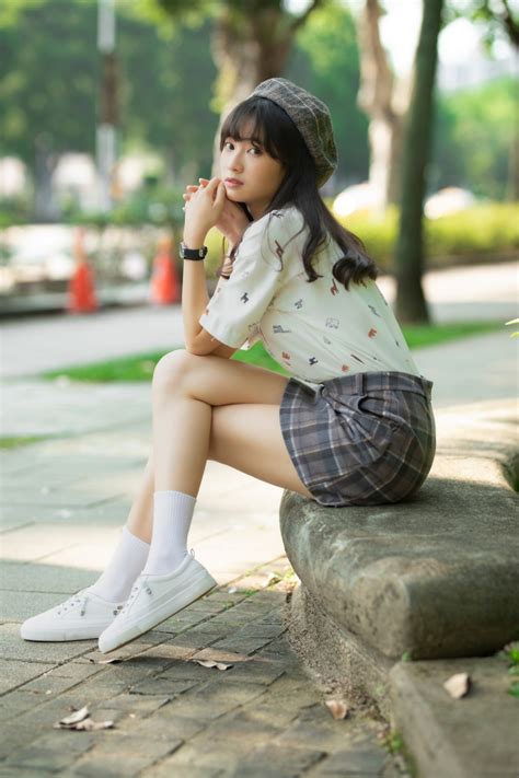 Asian Sitting Legs Skirt Blouse Beret Hd Phone Wallpaper Rare