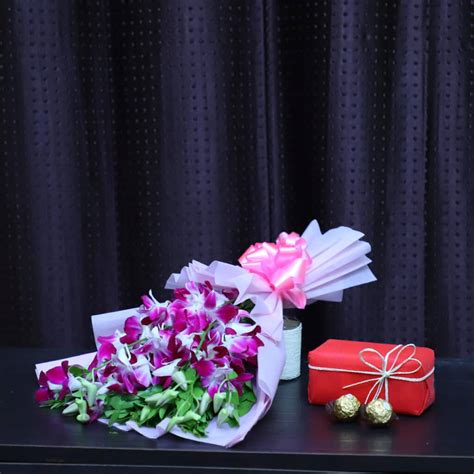 6 Orchid Bunch 16 Ferrero Rocher Box Yhoja