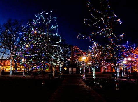 The 7 Best Christmas Towns In STATE