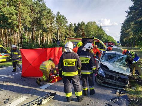 Tragiczny Wypadek Przed Okunink Dwie Osoby Nie Yj Zdj Cia