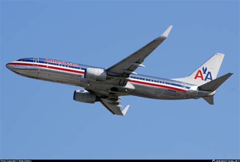 N939AN American Airlines Boeing 737 823 WL Photo By Wade DeNero ID