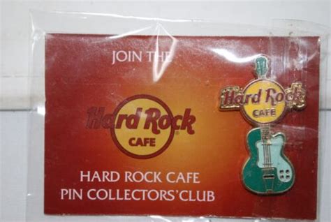 Hard Rock Cafe Guitar Pin Collector S Club Pin New On Card Excellent