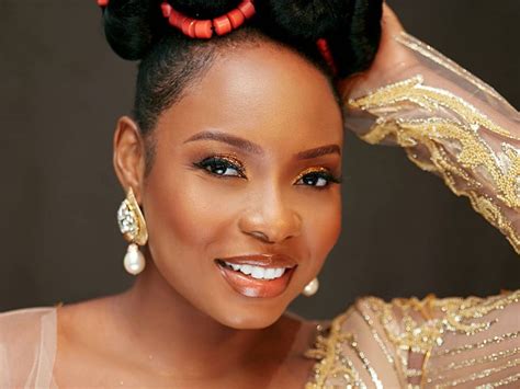 Yemi Alade Bient T Sur Onlyf Ns La Chanteuse Casse Twitter L Frii