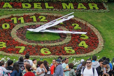 El Impactante Registro Del Momento En Que Un Rbol Destroz El Reloj De