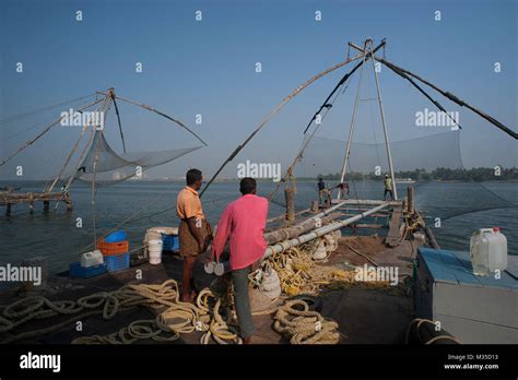 Chinese fishing nets, kochi, kerala, India, Asia Stock Photo - Alamy