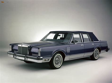 Lincoln Continental Mark VI Pucci Edition Sedan 1983 wallpapers (1280x960)