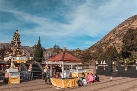 Tiket Masuk GUNUNG BROMO 5 Aktivitas Terbaik