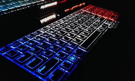 Cum să porniți cu ușurință luminile tastaturii laptopului pe multe modele