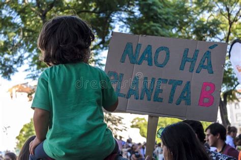 Sinal Dizendo N O H Planeta B Em Protesto S Mudan As Clim Ticas