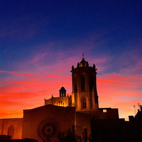 My cathedral. At home. Tarragona. | Tarragona, Monument valley, Natural ...