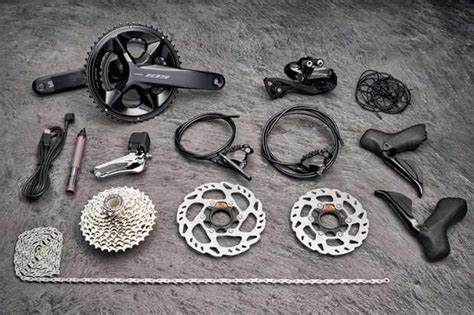 Hands-on with the new Shimano 105 Di2 R7100 groupset – unboxing and real weights - BikeRadar