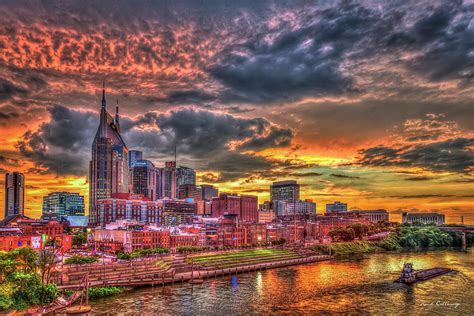 Majestic Nashville Tennessee Music City Broadway Street Downtown ...