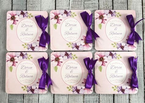 Invitatie Cu Funda Purple Flower Weddy Invitatii De Nunta