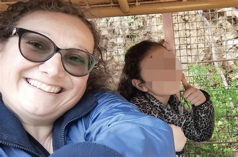 Annalisa Guarita Dalla Leucemia Ritrova Dopo 35 Anni La Maestra Che L