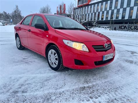 Toyota Corolla 1 4 VVT i Linea Terra 4ov Vähän ajettu Merkkiliikkeessä