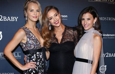 Jessica Alba Jennifer Garner At Baby2baby Gala Feting Gwyneth Paltrow