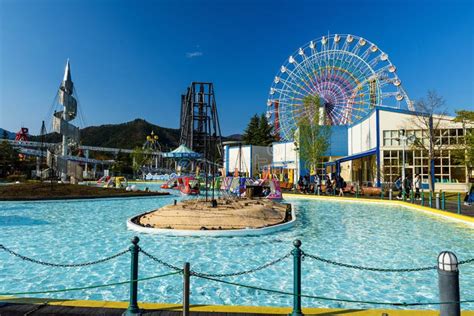 Fuji Q Highland Amusement Park In Japan Stock Photo Image Of Children