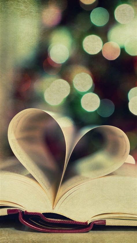 Book Lover Wallpaper