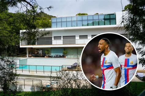 Jugador del Barça Aubameyang sufre un robo violento en su casa