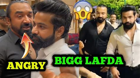 Omgrajveer Fitness Vs Ajaz Khan 😡 Big Fight In Mumbai 🔥 Youtube