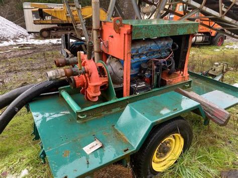 4" Gas Powered Water Pump on Trailer - KNM Oregon Machinery