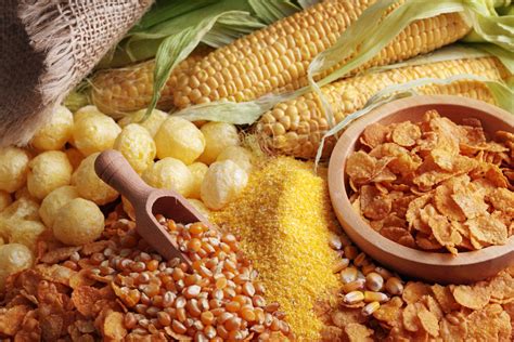 Carbs in Corn: Everything You Need To Know