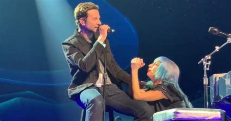 Lady Gaga And Bradley Cooper Perform 'Shallow' Live For The First Time ...